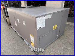 7.5 Ton Carrier RTU Cooling Only 208 V