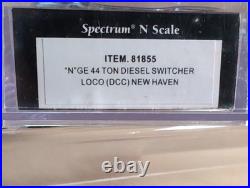 Bachmann Spectrum N Scale 81855 GE 44 Ton Diesel Switcher New Haven #0818 DCC