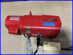 Dayton 8Z069 1000lb Electric Chain Hoist 1/2 Ton